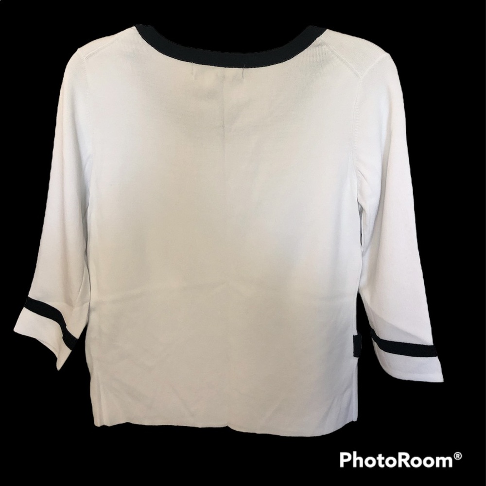 Linda Mathews knit scoop neck top with 2/4 sleeves.  Never worn NWOT size LGE - Picture 2 of 5